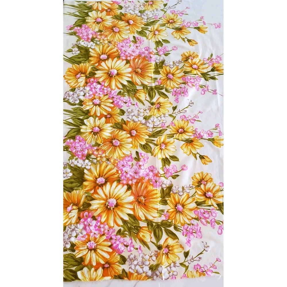 Vintage Flower Power Fabric 1.5 yds x 44w Yellow Daisies Pink Flowers